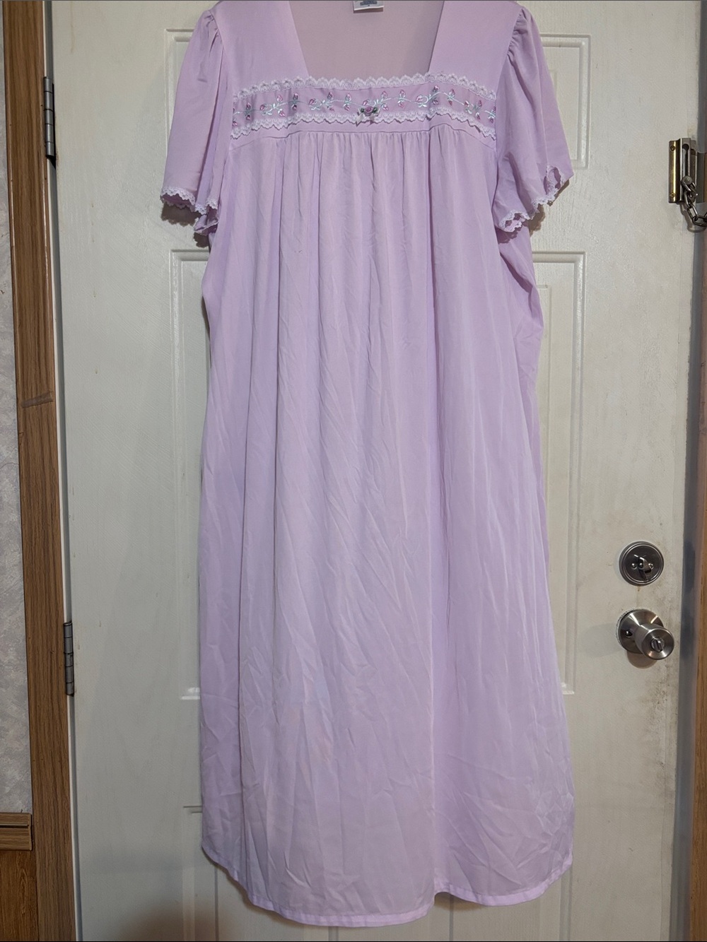 Women's Lavender Short-Sleeve Nightgown with Lace Yoke
